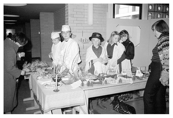 archiv1984_weihnachtsbasar_17