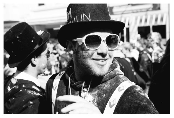 AUZ2012-0696-3916_1035