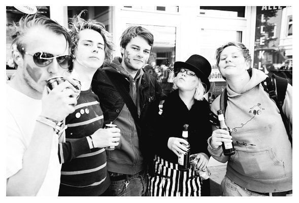 AUZ2012-0697-3916_1037