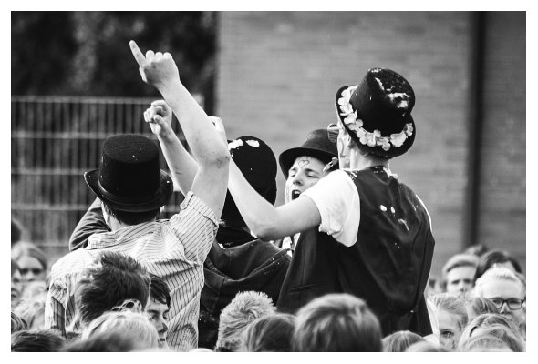AUZ2012-0295-anja2012_abiumzug_0007