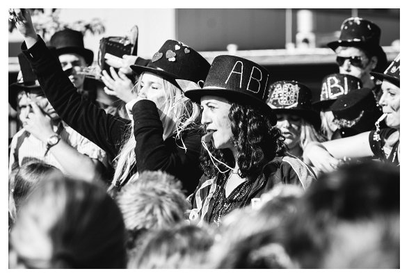 AUZ2012-0502-3916_0693