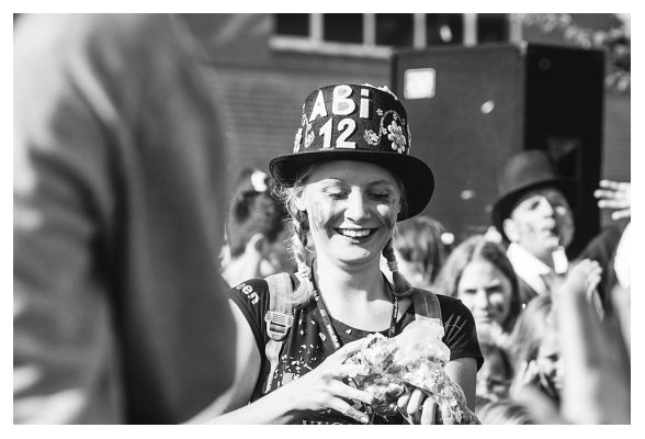 AUZ2012-0504-3916_0699
