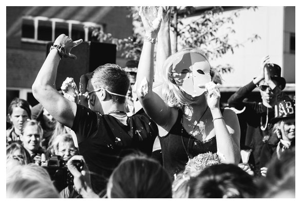 AUZ2012-0518-3916_0726